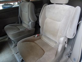 2006 Toyota Sienna LE White 3.3L AT 2WD #Z24720